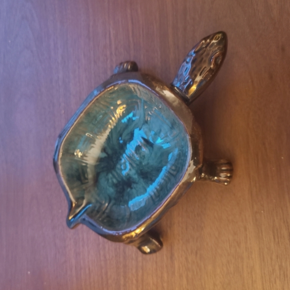 Vibrant Blue Turtle Accent Decor